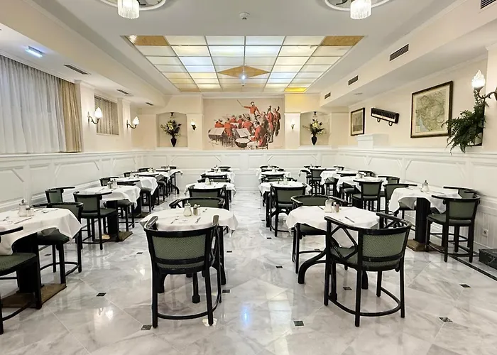 Hotel Johann Strauss 4*